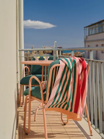 Outdoor 2026 by Westwing Collection – Small Balcony & Pool 