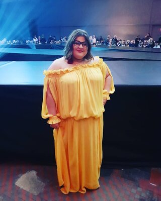 Miniatura: Aktorka Dominika Gwit i jej stylizacje