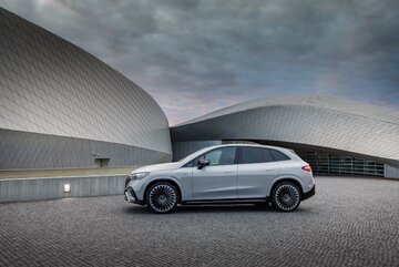 Mercedes-AMG EQE SUV