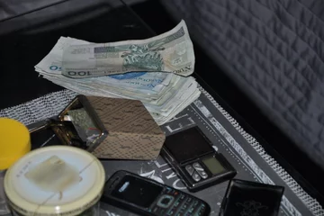 Policja rozbiła gang handlarzy narkotyków 