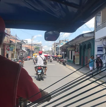 Kelty zamieszczała w sieci zdjęcia z samotnej podróży 