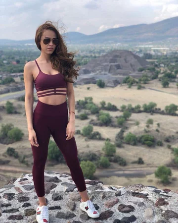 Yanet Garcia 