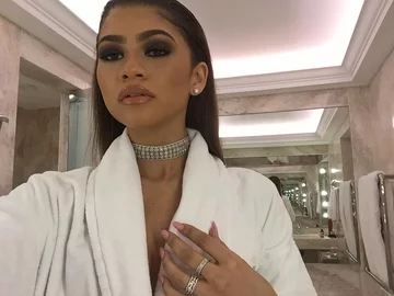 Zendaya 