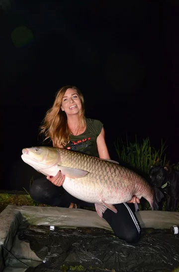 Monika Lechowska-Bacia z rybą 