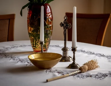 Miniatura: Księża ostrzegają wiernych. Tego nie wolno...