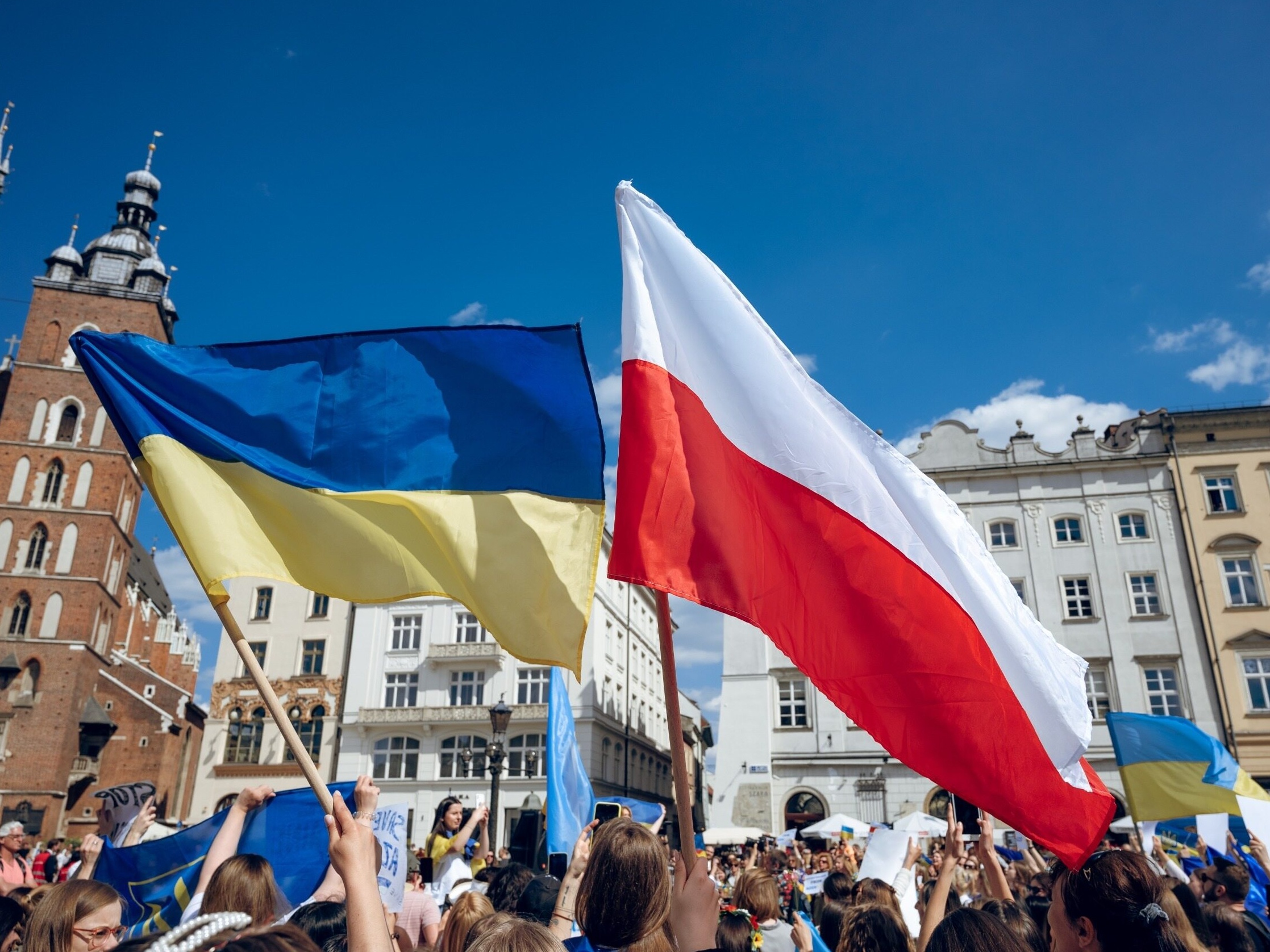 Flaga polsko-ukraińska. Zdjęcie ilustracyjne