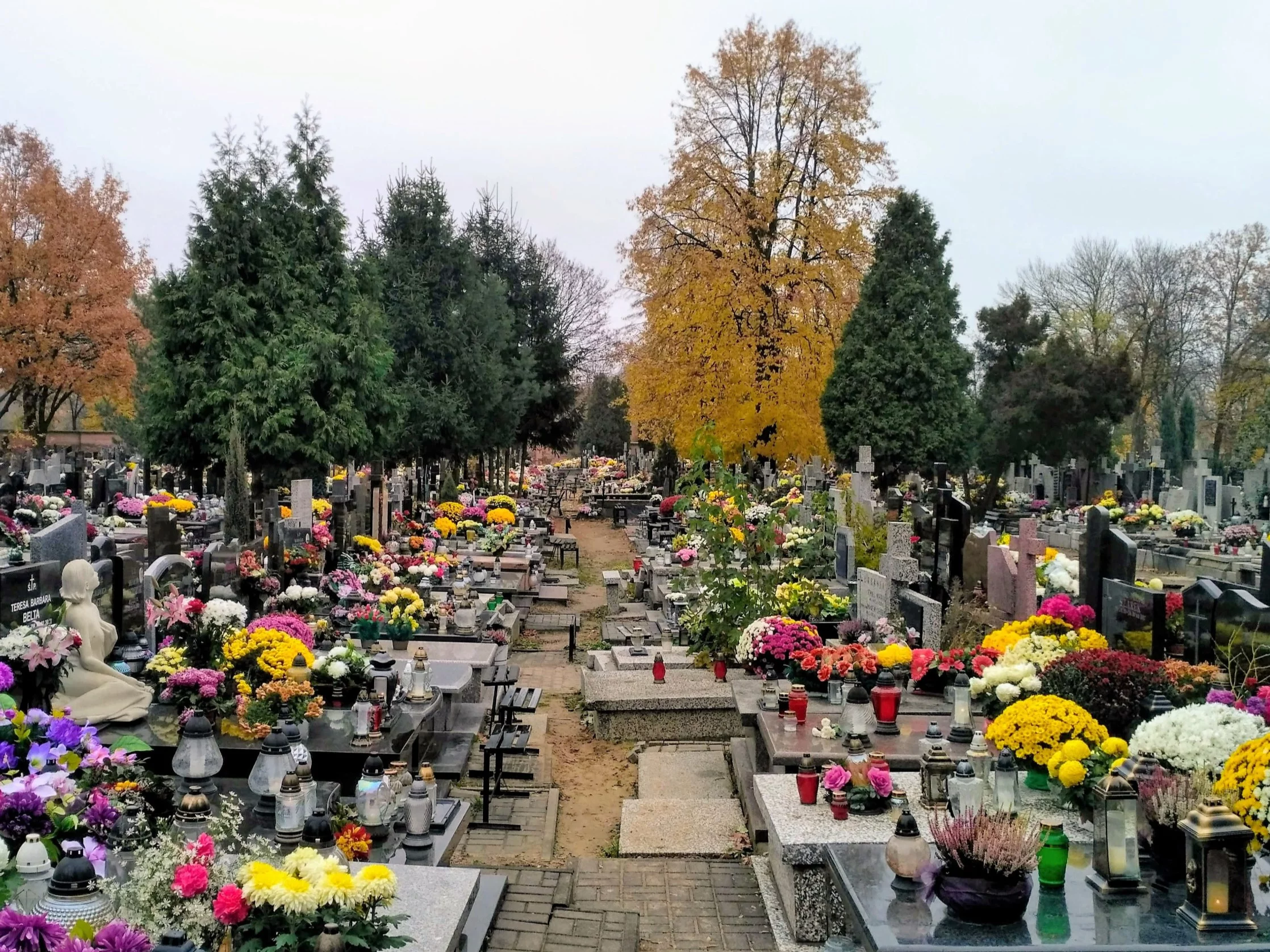 Cmentarz, zdjęcie ilustracyjne