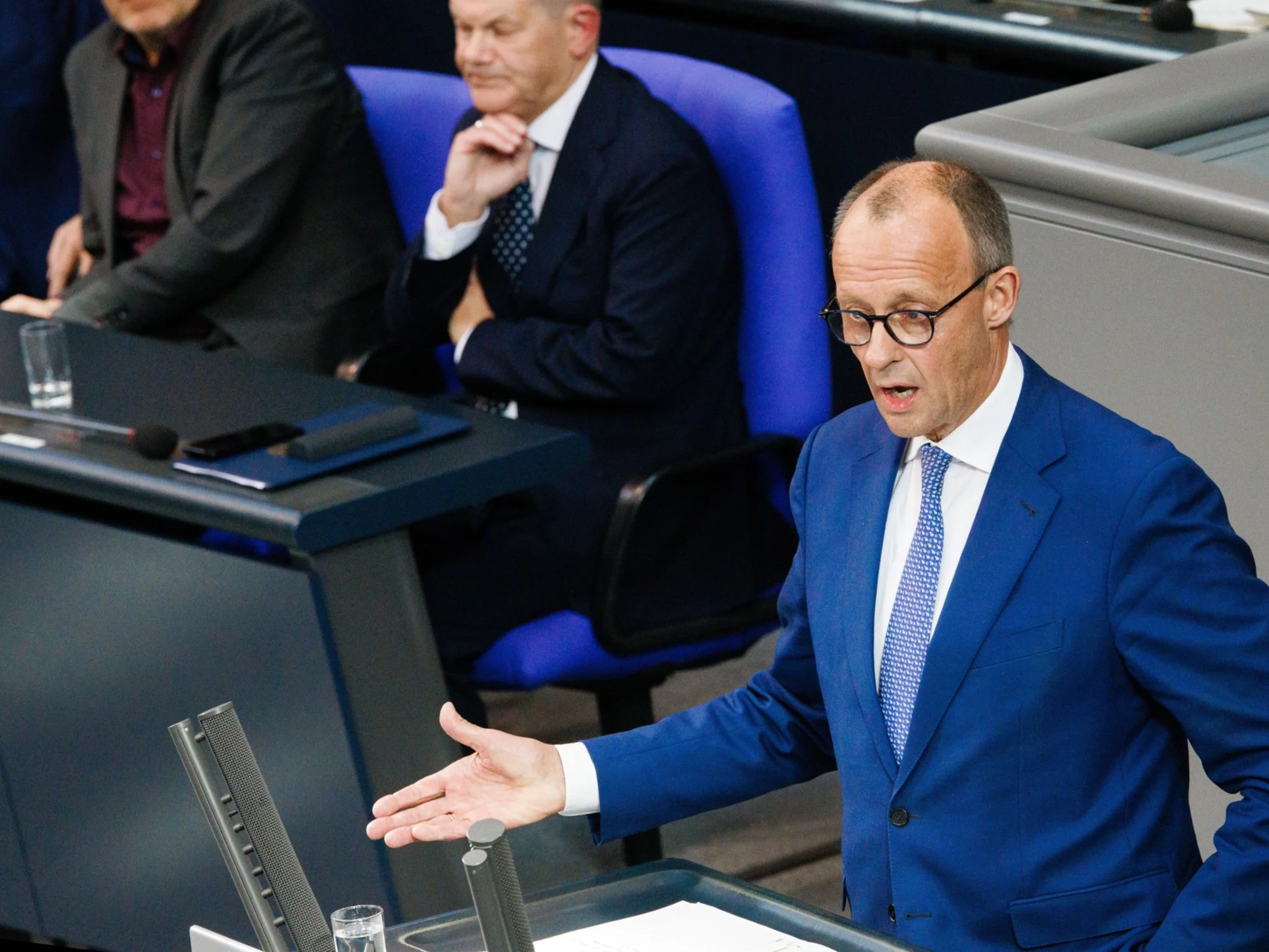 Friedrich Merz podczas wystąpienia w Bundestagu