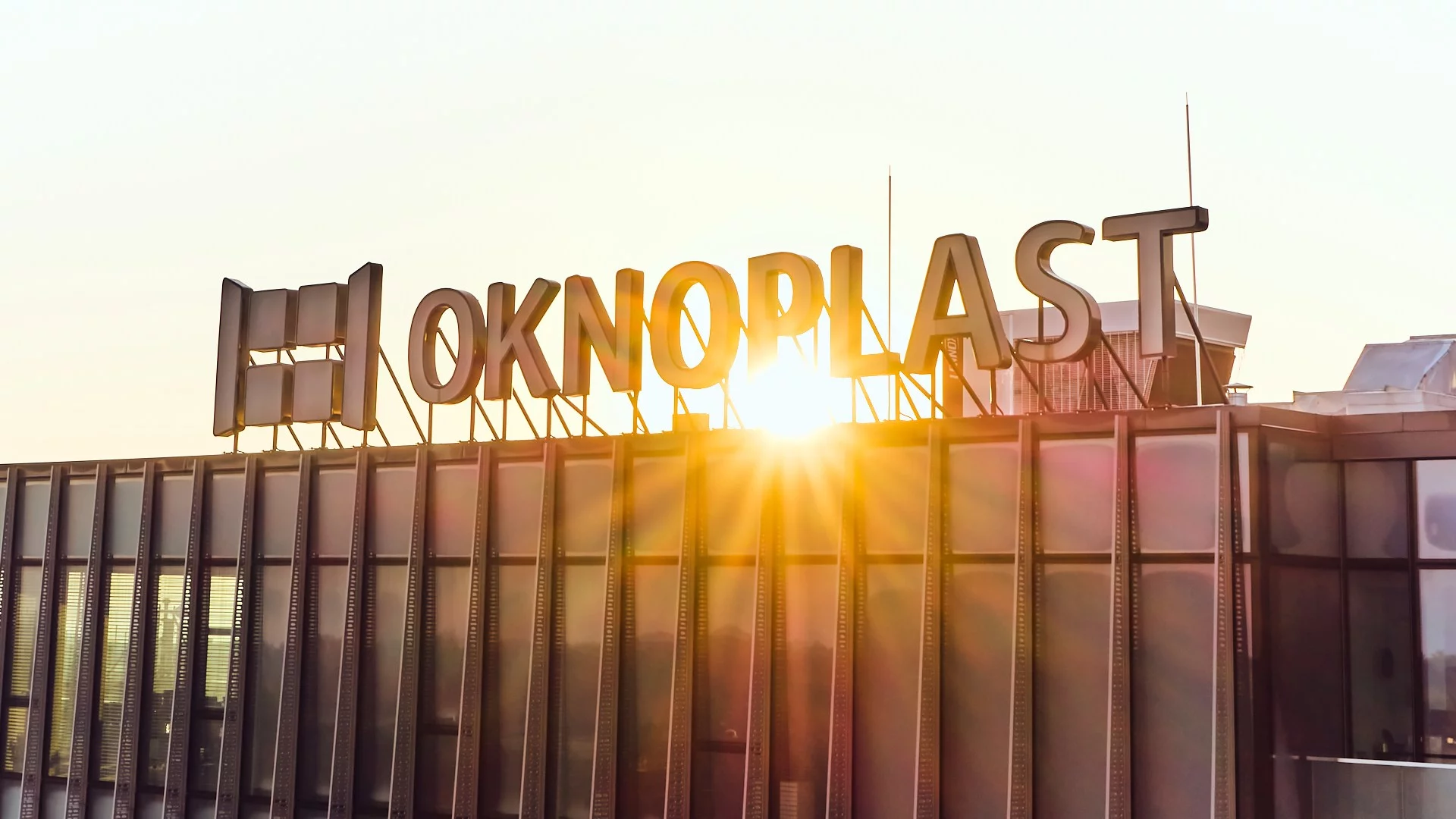 OKNOPLAST