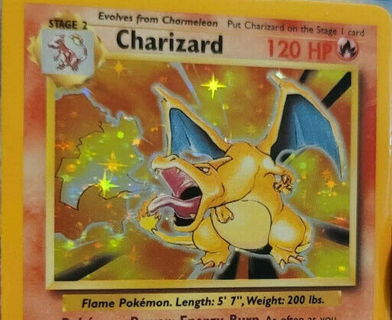 Charizard na karcie kolekcjonerskiej