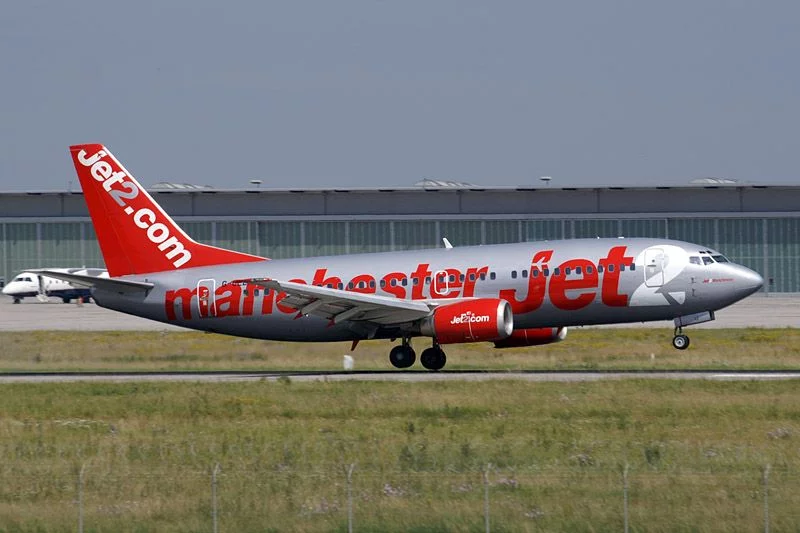 Boeing 737 w barwach Jet2.com