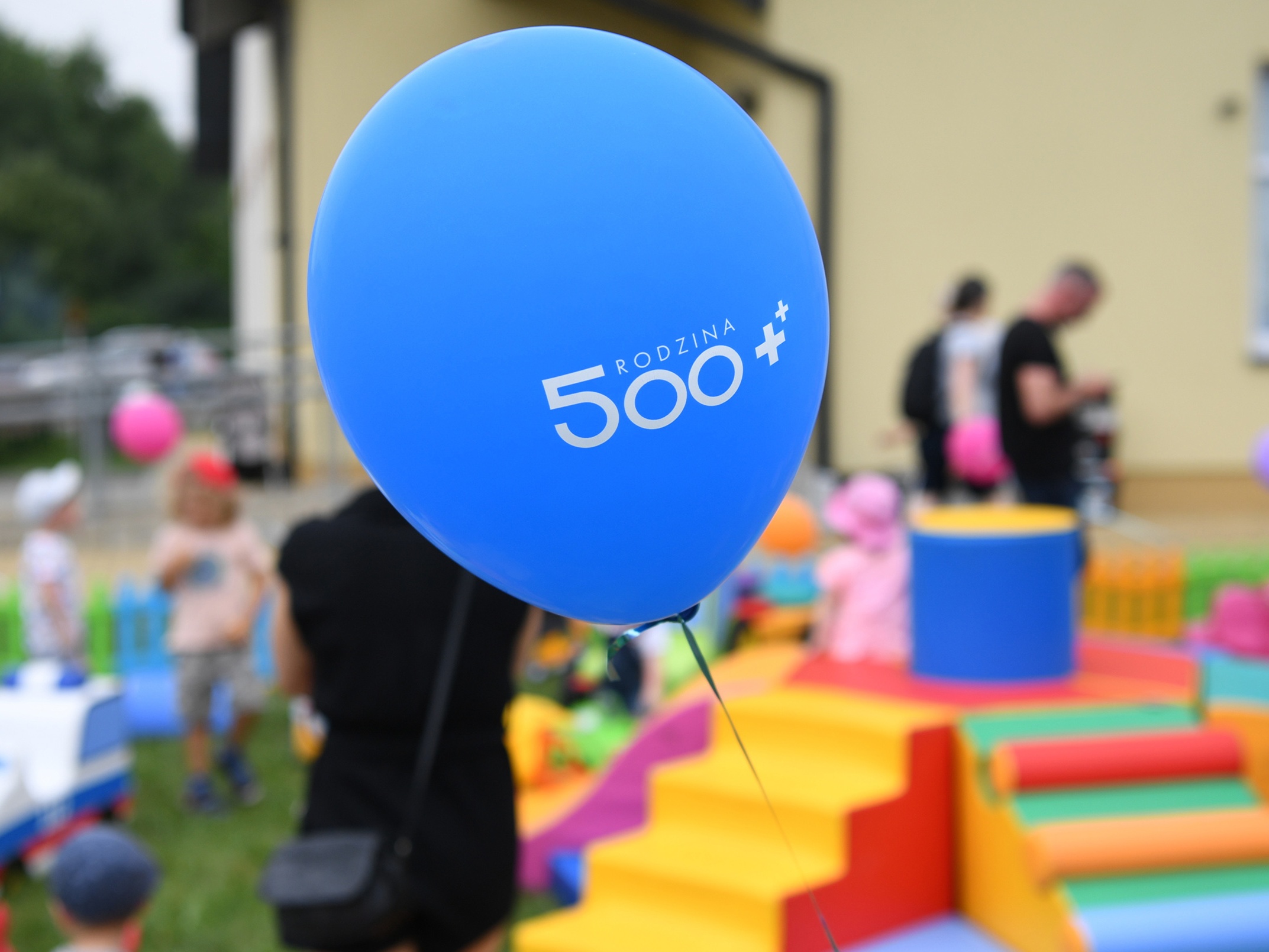 Co Dalej Z 500 Plus Wysocki Dla Wprost Prezenty Maj To Do Siebie 