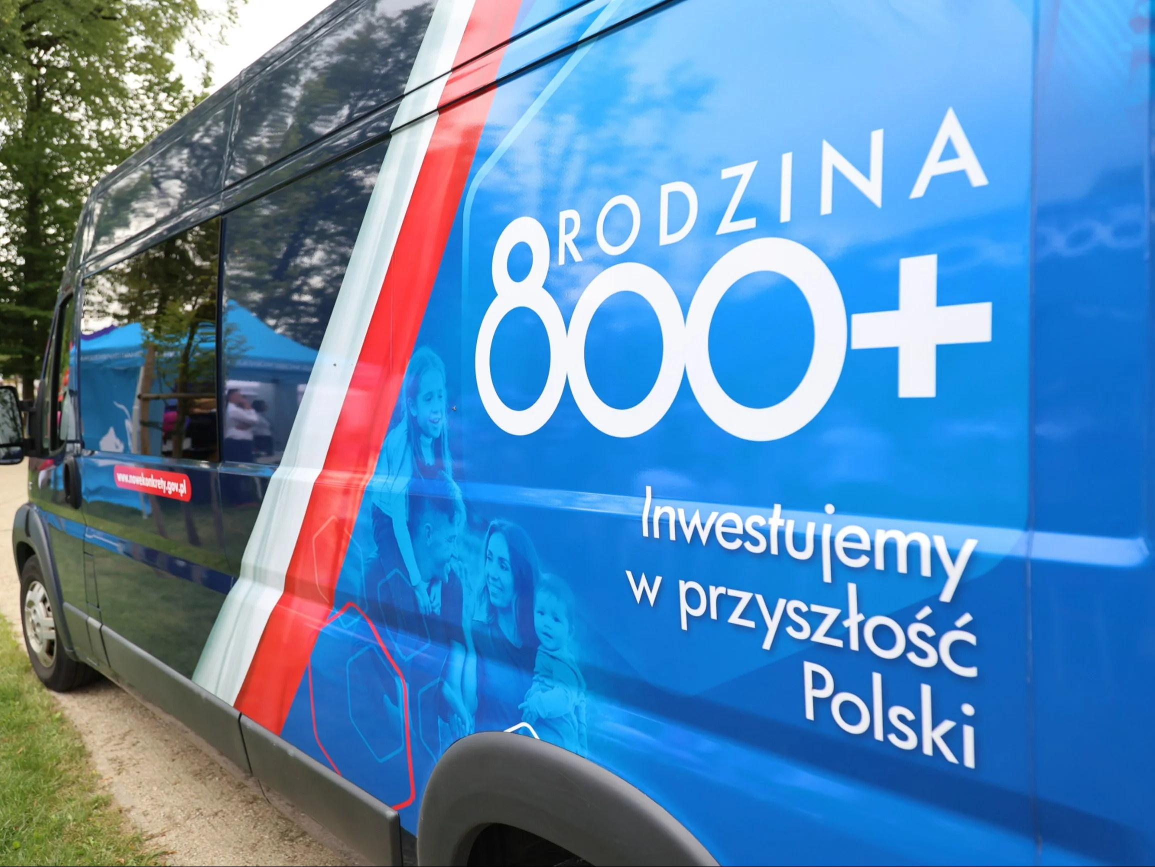 ZUS przypomina o ważnym terminie ws. 800 plus. Rodzice mają miesiąc