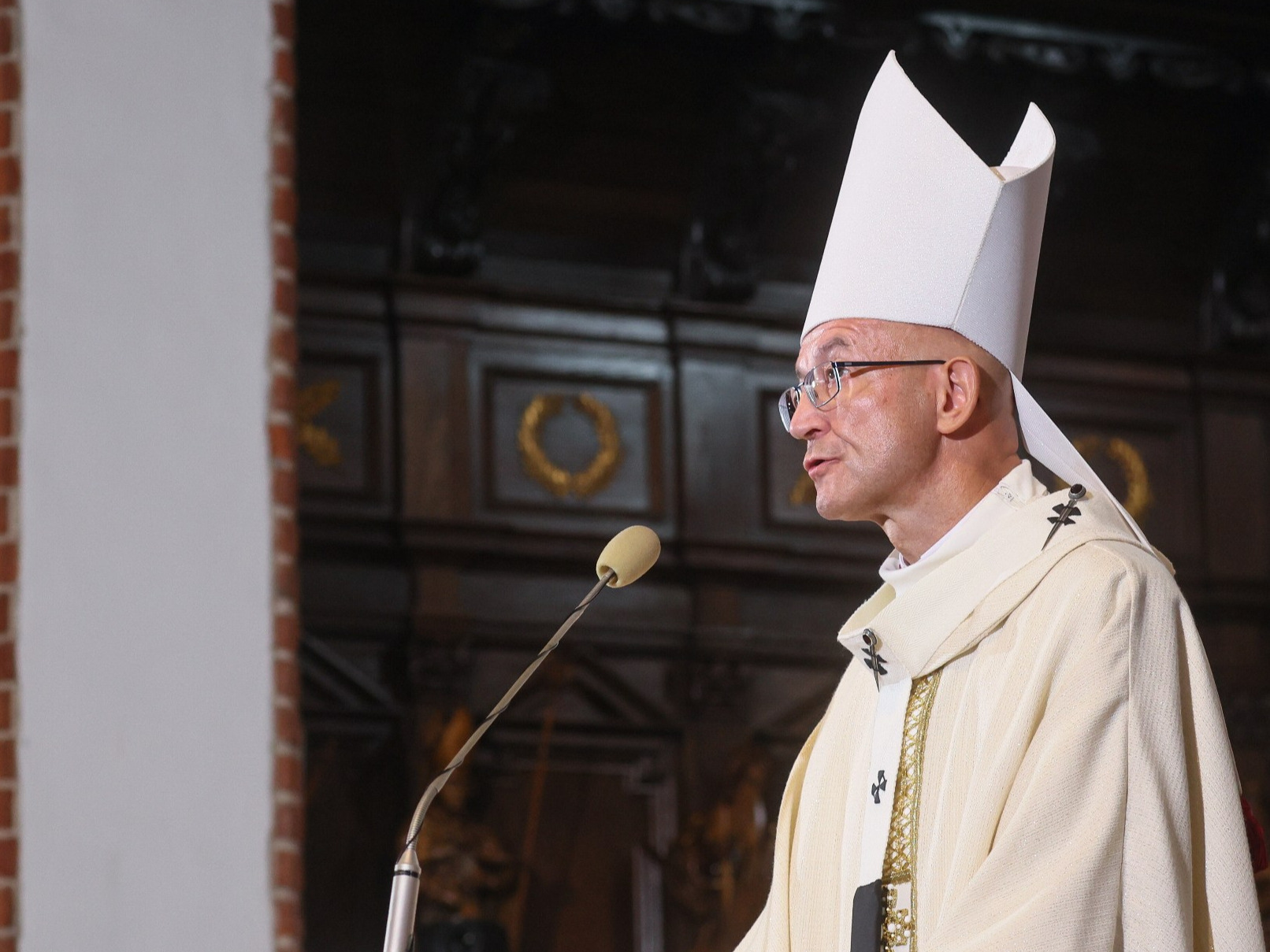 Abp Galbasa zwrócił się do prezydenta Nawrockiego. „Prawo falowania”