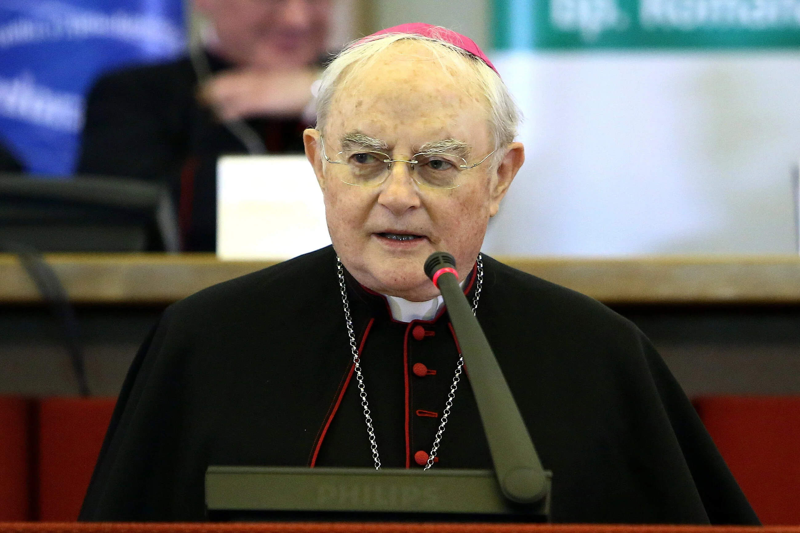 Abp Henryk Hoser