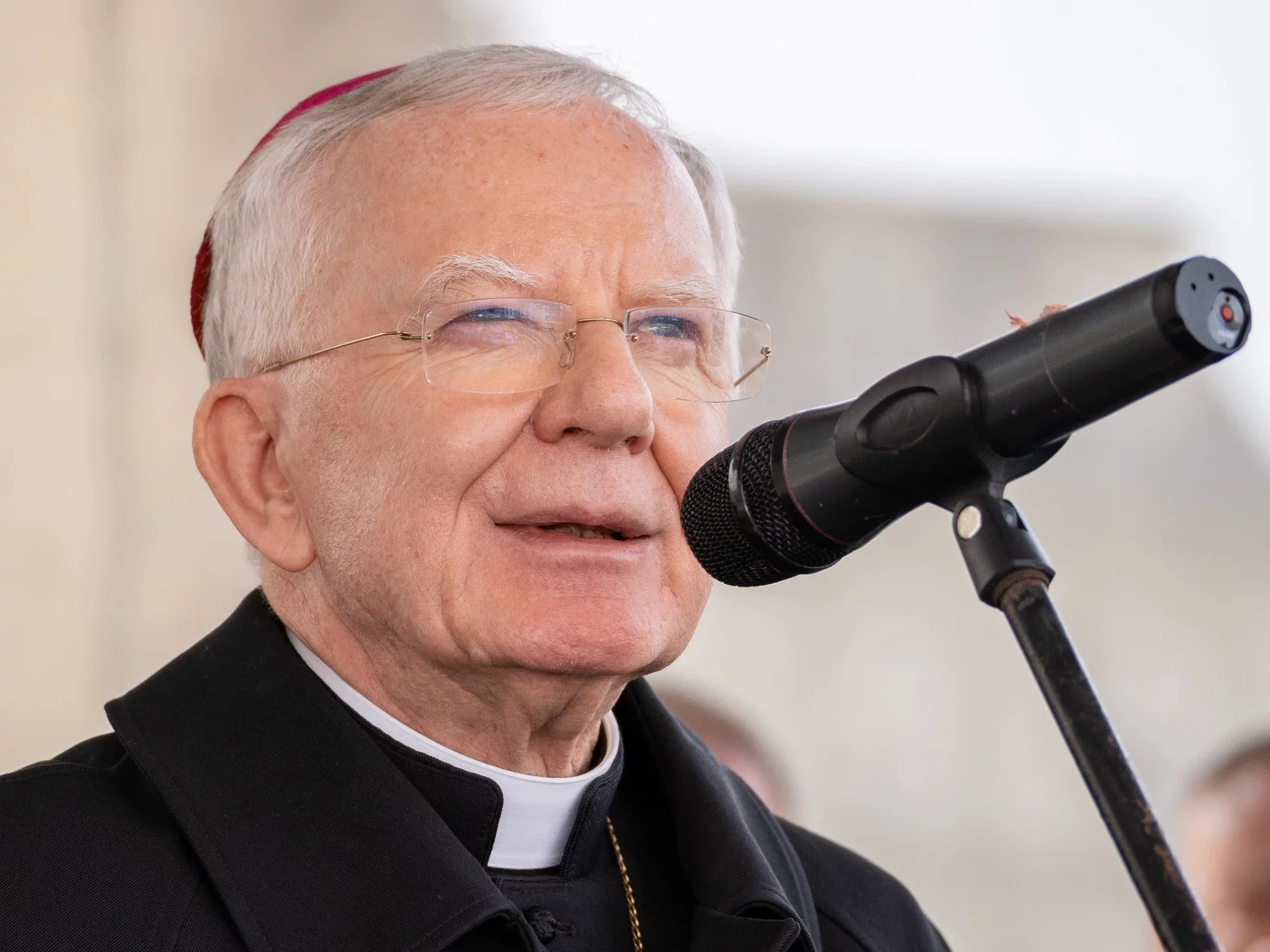 Abp Jędraszewski nie oszczędza rządzących. „Poza prezydentem, oczywiście”