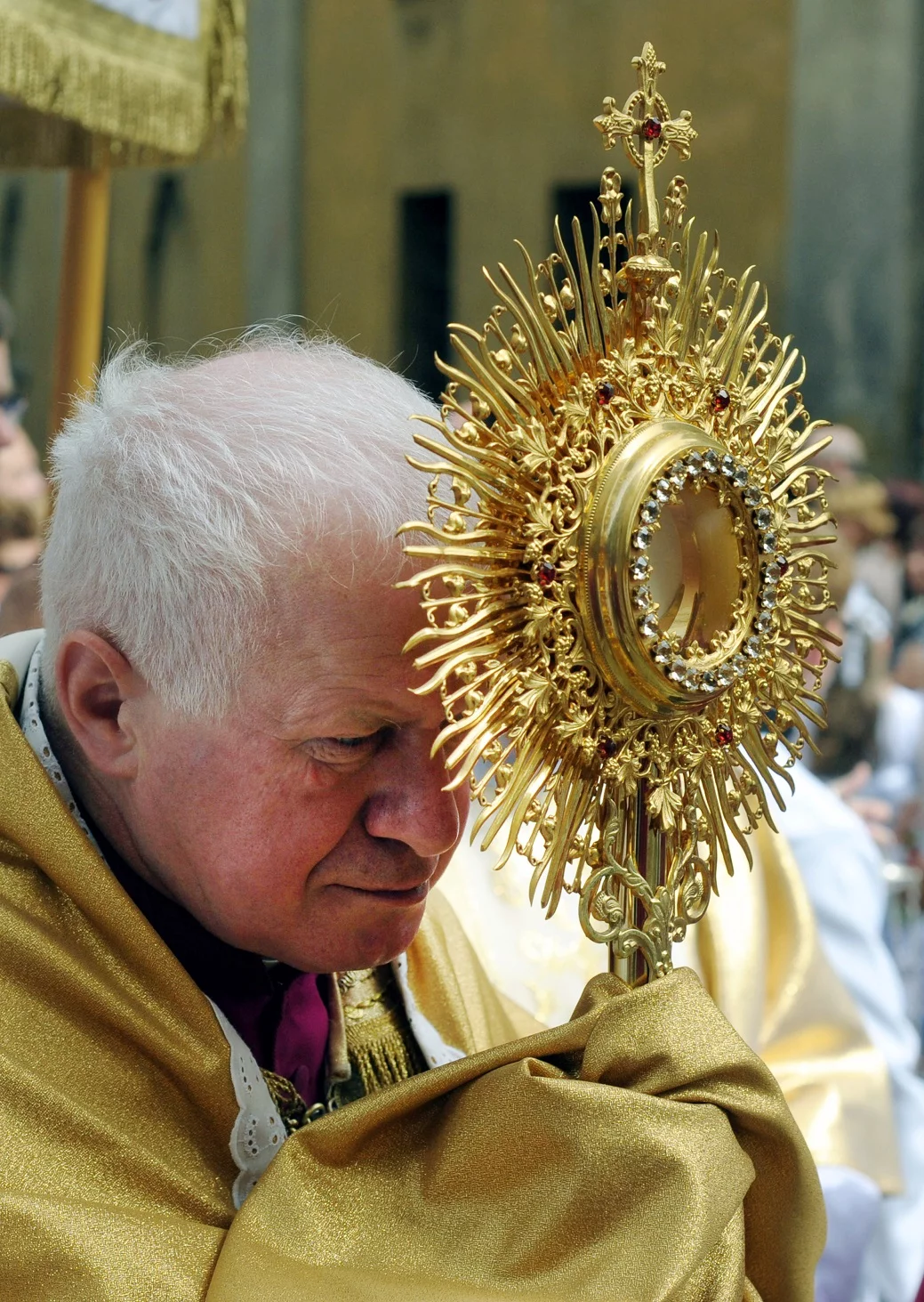 bp Adam Szal