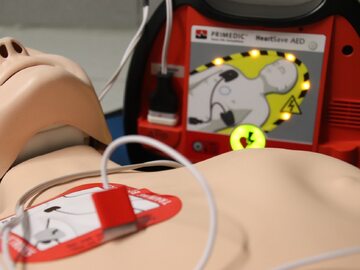 AED pierwsza pomoc