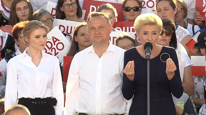 Pierwsza Dama złamała prawo? Jest decyzja warszawskiego sądu