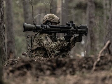 Agencja Uzbrojenia i Saab podpisali gigantyczny kontrakt w sprawie zakupu granatników Carl-Gustaf M4 wraz z amunicją