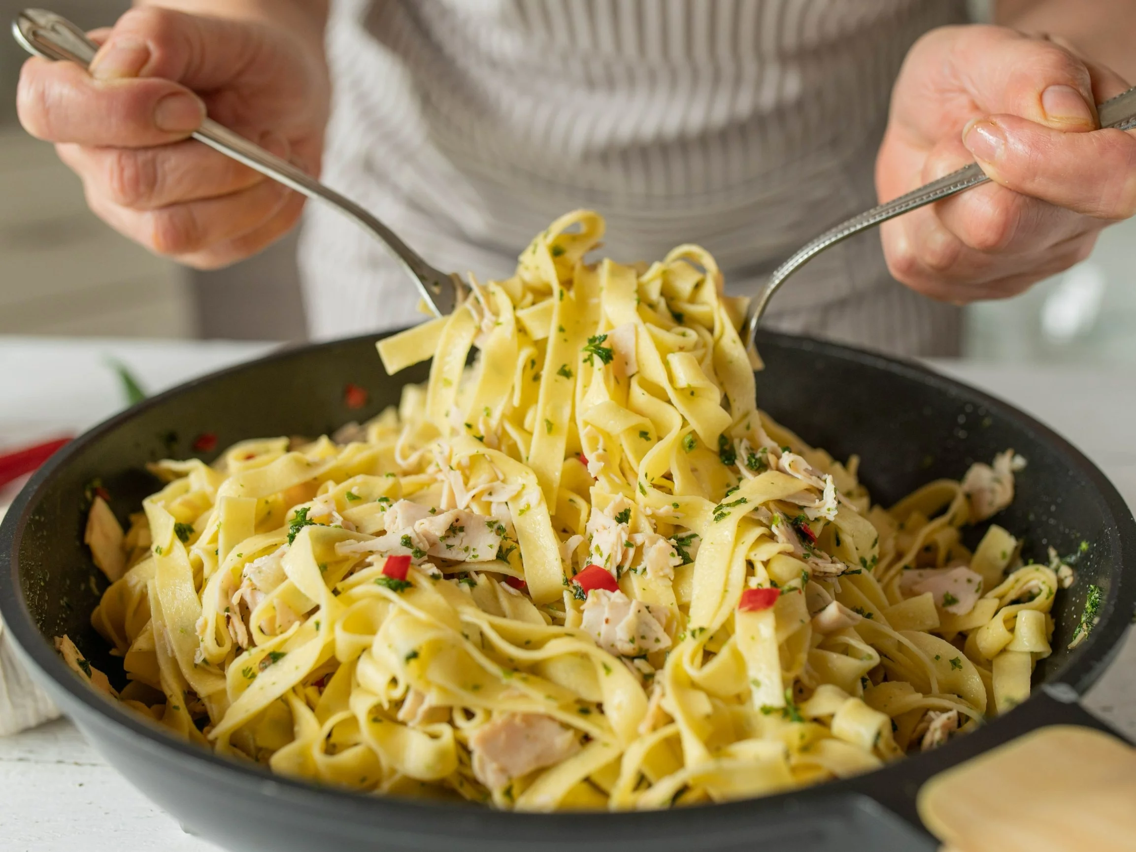 Aglio e olio z kurczakiem