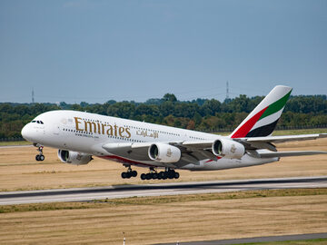 Airbus a380 linii Emirates