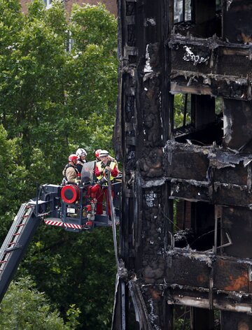 Akcja strażaków przy Grenfell Tower