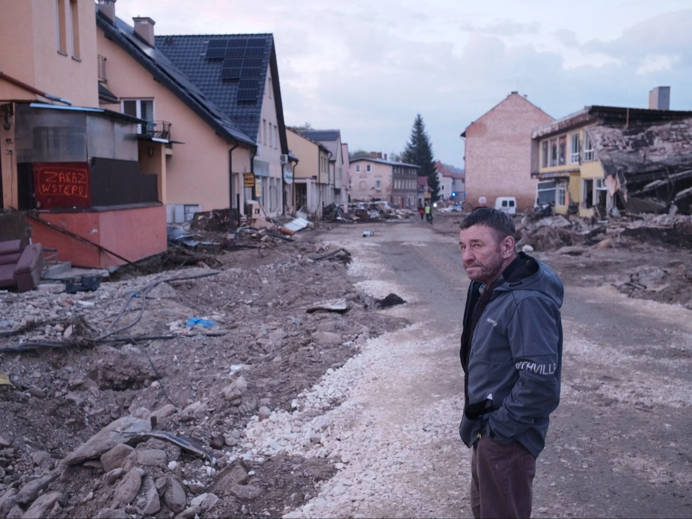 Alarmujące doniesienia ze zniszczonych w powodzi miast. „Liczę, iż rząd tę sprawę rozwiąże”