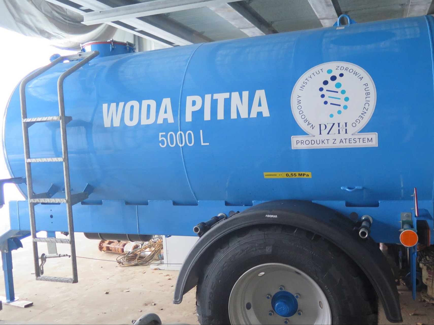 Pilny alert RCB. Tysiące Polaków bez dostępu do wody. Wykryto groźne bakterie