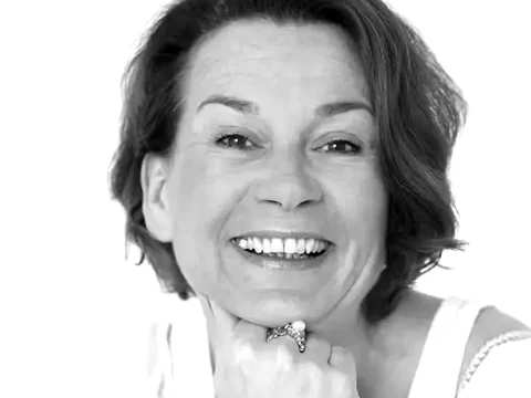 Alexandra Fröhlich nie żyje
