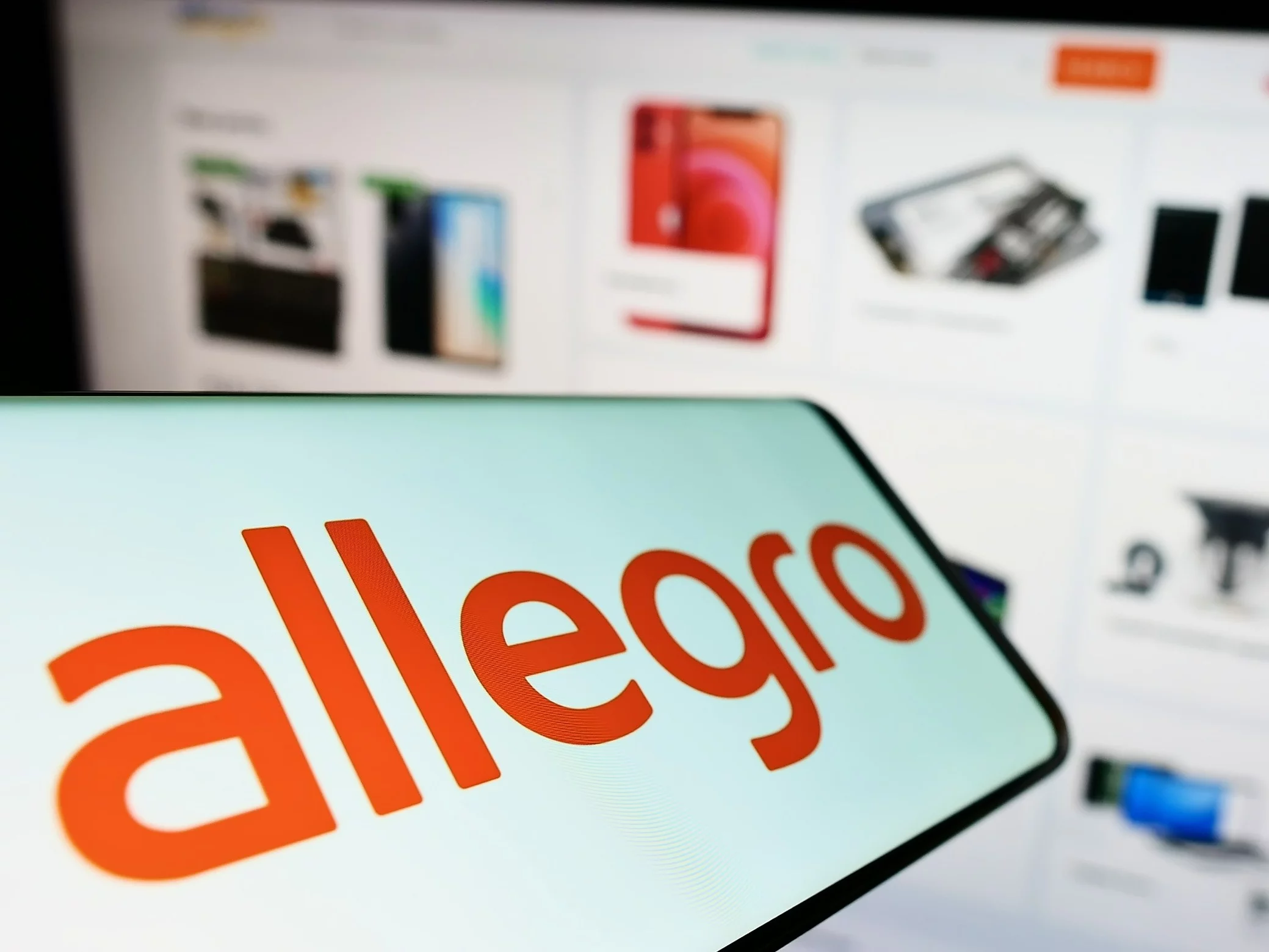 Allegro uruchomiło aplikację na ChatGPT. „Prawdziwy game-changer”