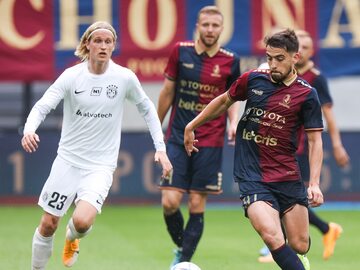 Alli Sigurjonson i Luis Mata w meczu KR Reykjavik – Pogoń Szczecin