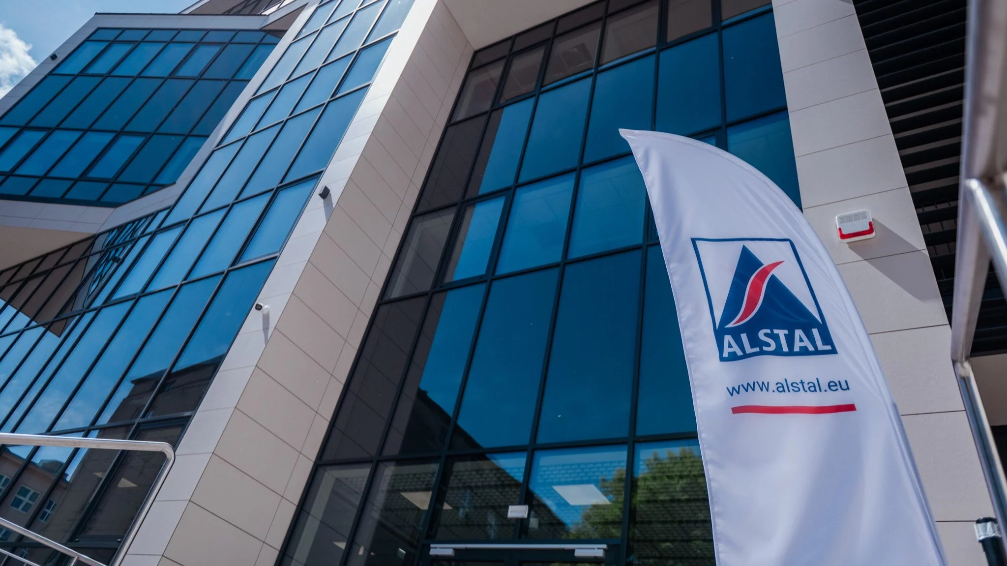 Alstal Grupa Budowlana, jedna z czołowych firm wykonawczych w Polsce, zakończyła wartą ponad 121 milionów złotych inwestycję dla Politechniki Łódzkiej