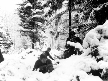 Amerykańscy żołnierze w czasie bitwy o Ardeny