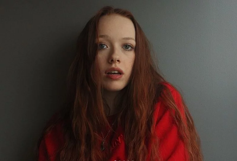 Amybeth McNulty