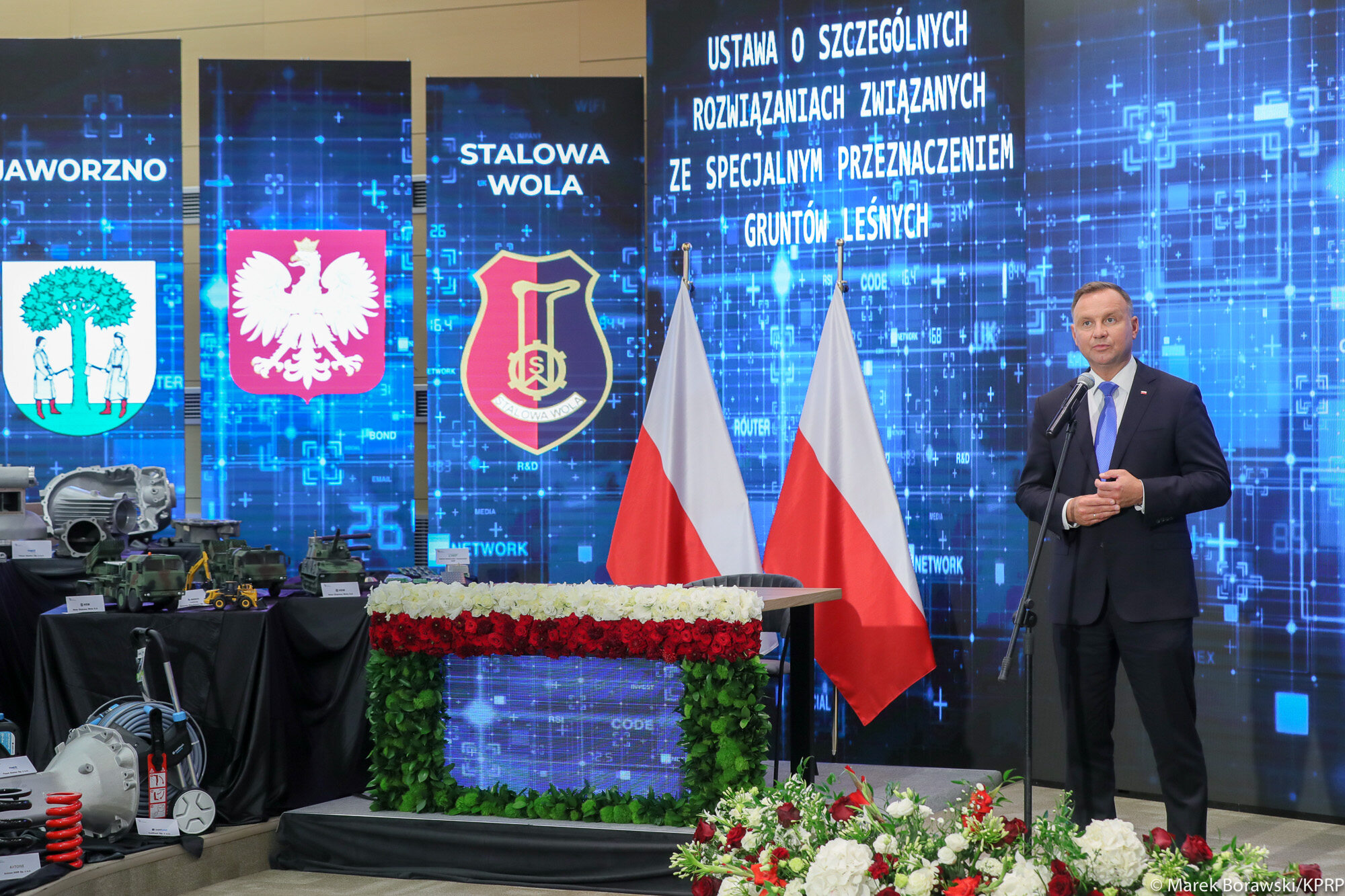 Prezydent Andrzej Duda podpisał specustawę. Chodzi o inwestycje w Jaworznie i Stalowej woli - Vimarsana News