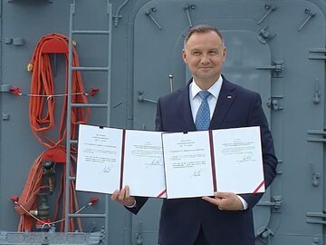 Andrzej Duda podpisał ustawy o ratyfikacji akcesji Szwecji i Finlandii do NATO