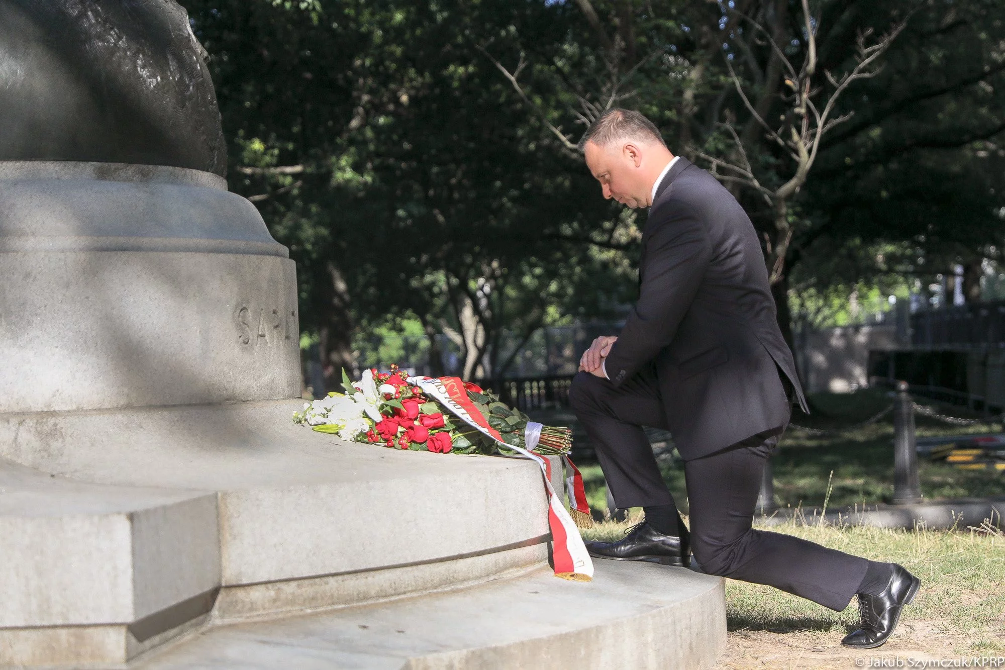 Andrzej Duda pod pomnikiem Tadeusza Kościuszki