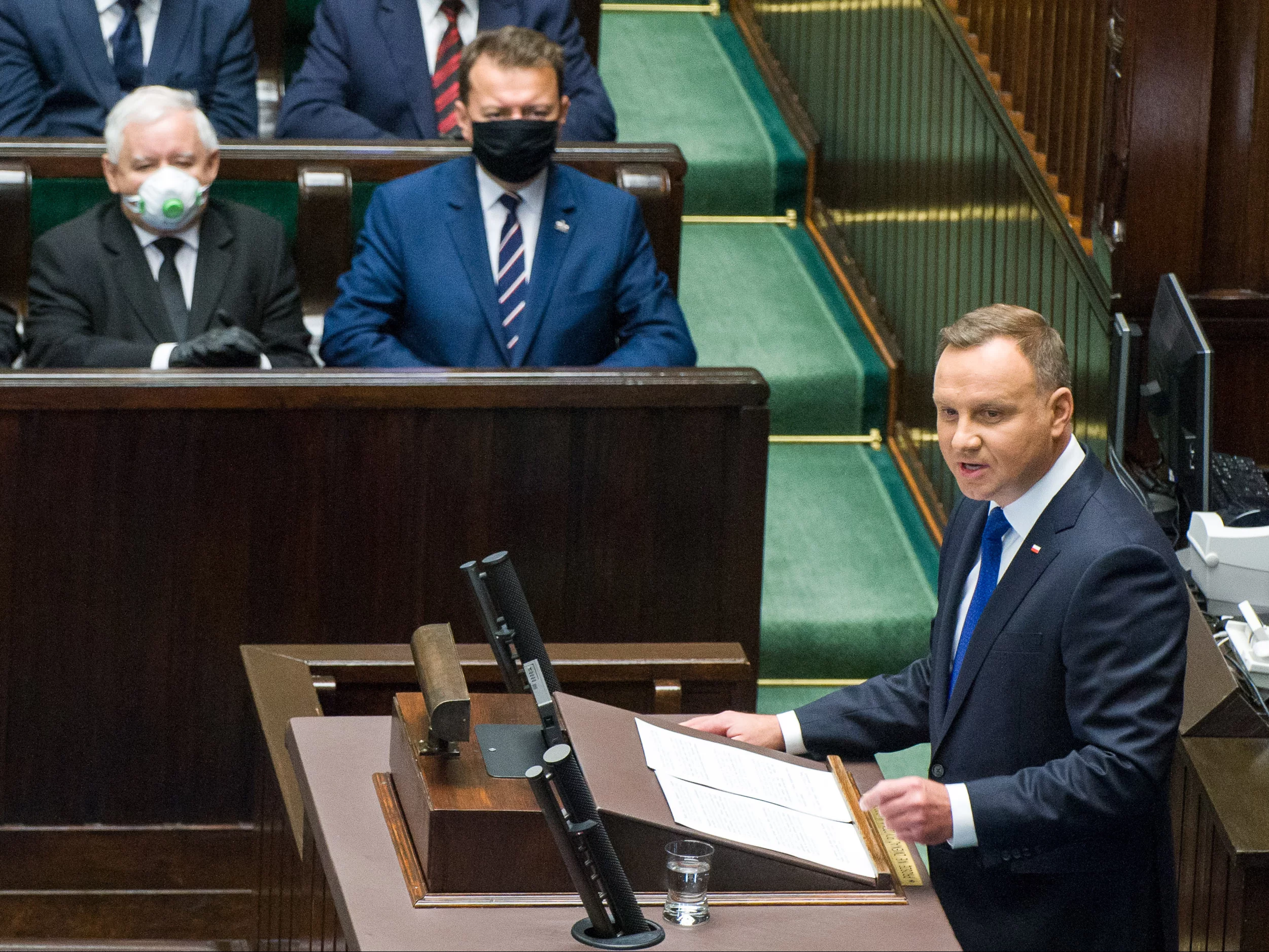 Andrzej Duda przemawia z mównicy w Sejmie