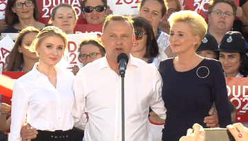 Andrzej Duda z żoną i córką