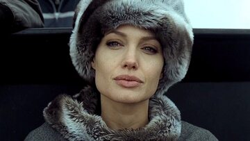 Angelina Jolie w filmie „Salt”
