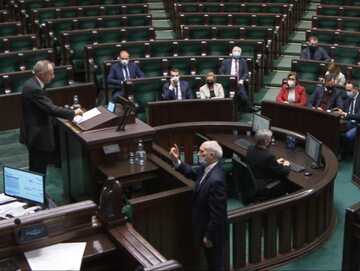 Antoni Macierewicz domaga się głosu w Sejmie
