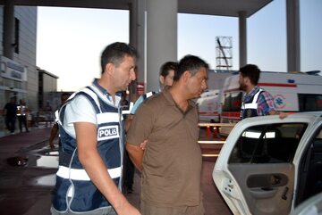 Aresztowanie jednego z puczystów w Turcji