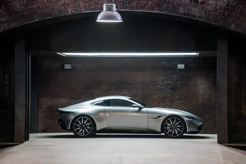 Aston Martin DB 10 (fot. Filmweb)