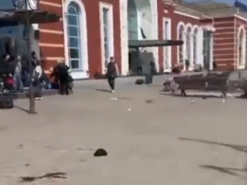 Atak na dworzec kolejowy w Kramatorsku