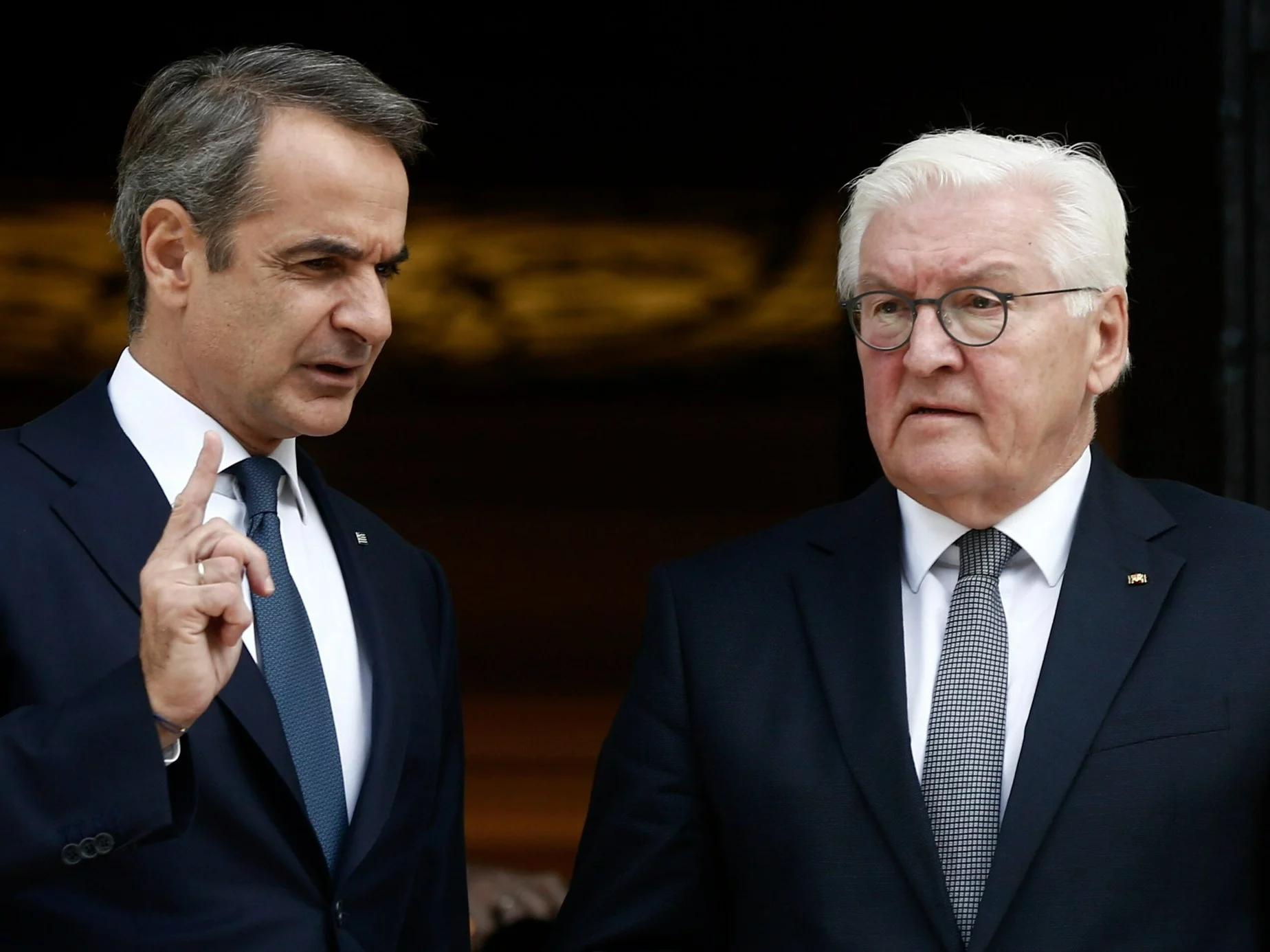 Premier Grecji Kyriakos Mitsotakis i Frank-Walter Steinmeier