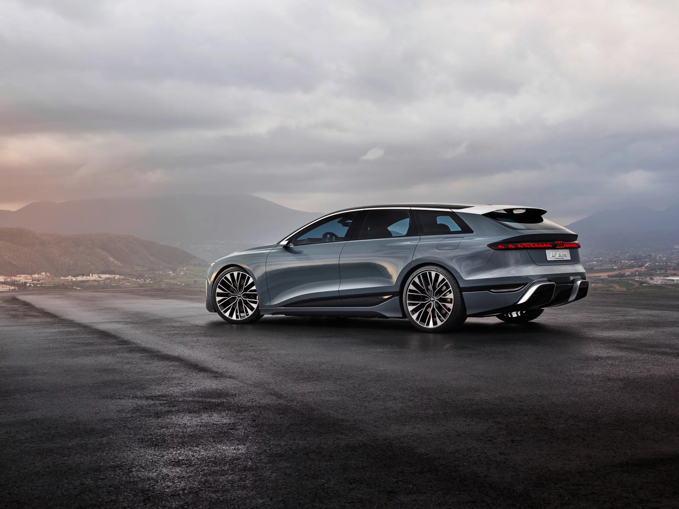 Audi A6 Avant E-tron Concept