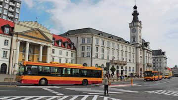 Autobus w Warszawie, zdjęcie ilustracyjne