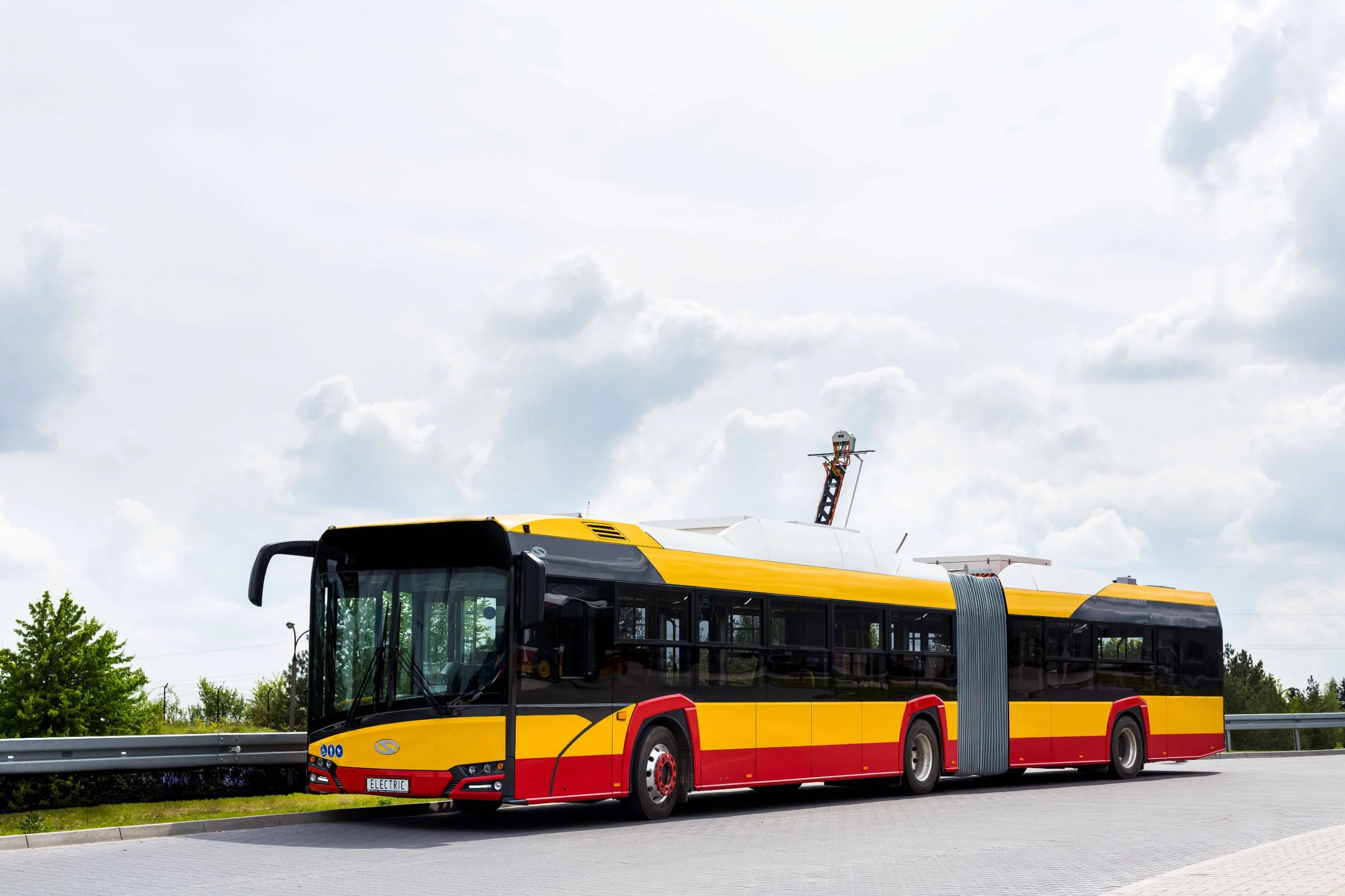 Solaris Urbino 18