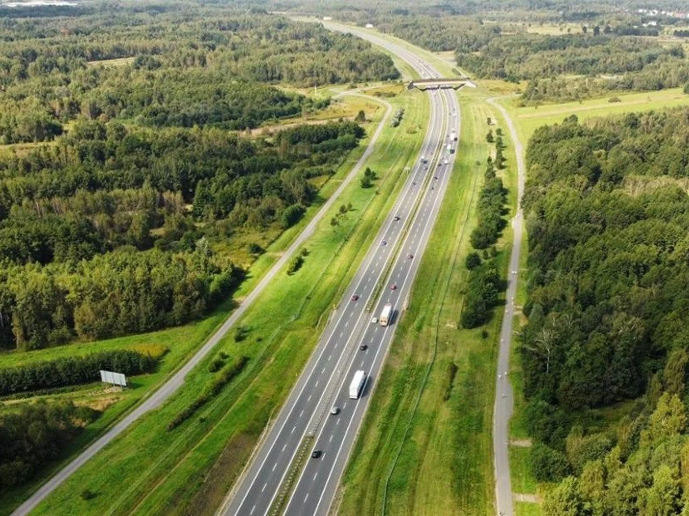 Autostrada A4 z trzema pasami ruchu